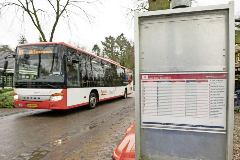 De bus in Lage Vuursche rijdt alleen nog doordeweeks.