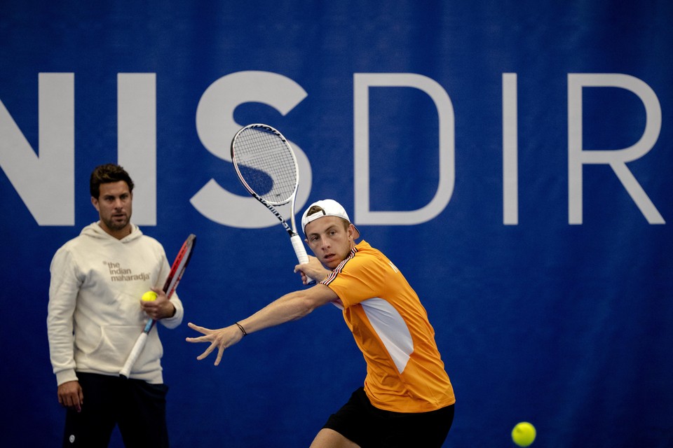 Tennisser Tallon Griekspoor bij een training tijdens de Daviscup in Glasgow.